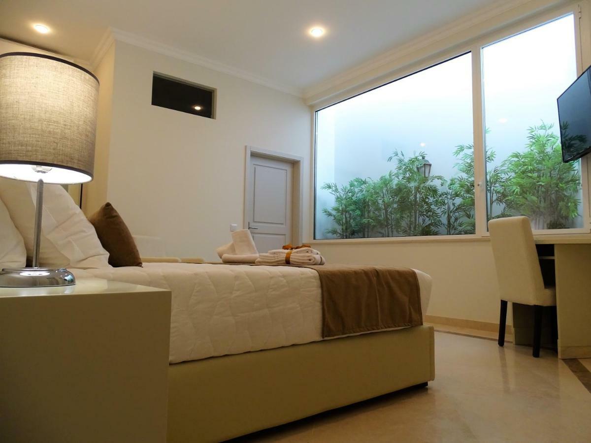 Bowen, Luxury Suites Lagos Exterior photo